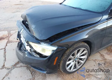 2018 BMW 320I xDrive z USA, uszkodzony, nr VIN WBA8A3C52JA067393